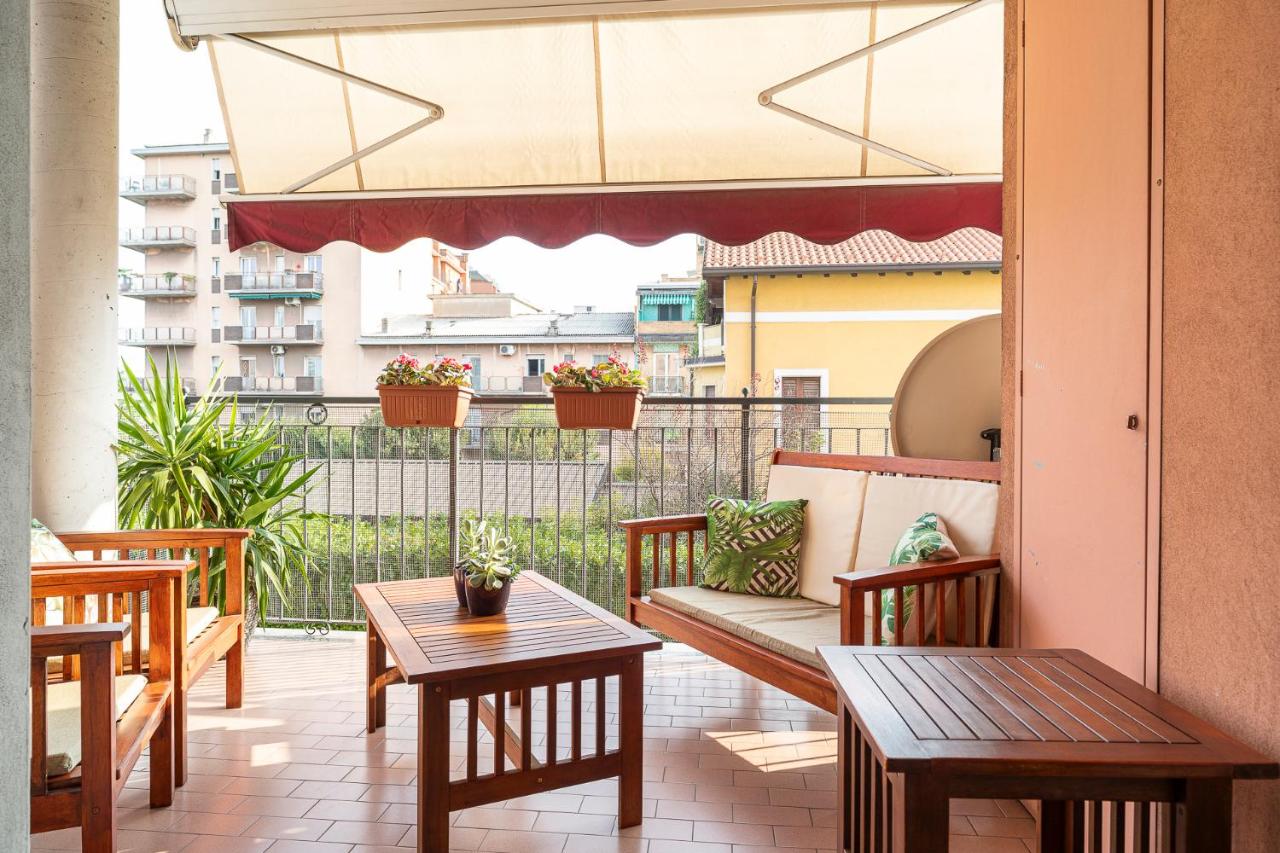 Casty Sweet Home - MM3 Comasina free private parking - Chambres d’hôtes Milan