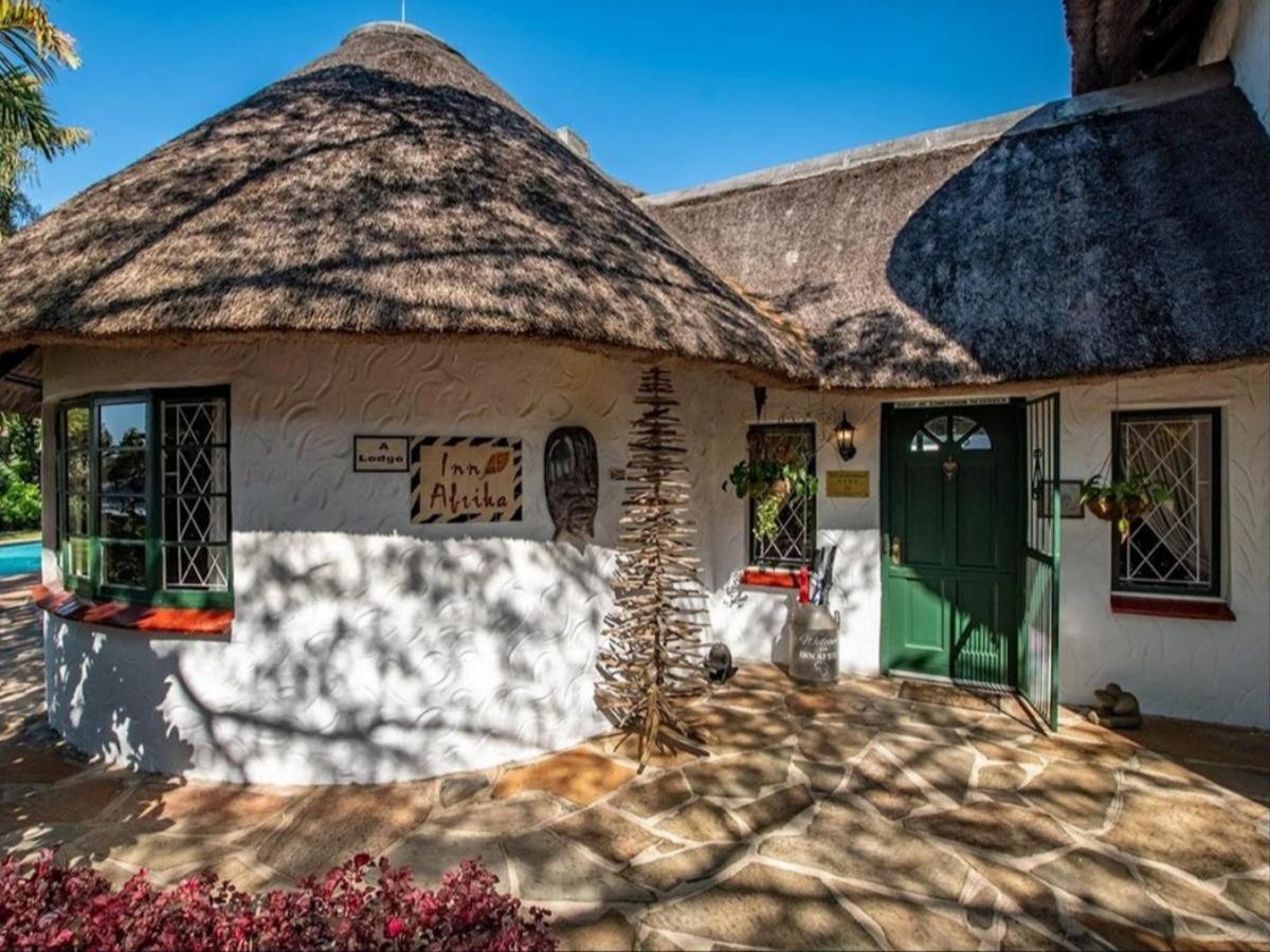 Inn Afrika Bed and Breakfast - B&B