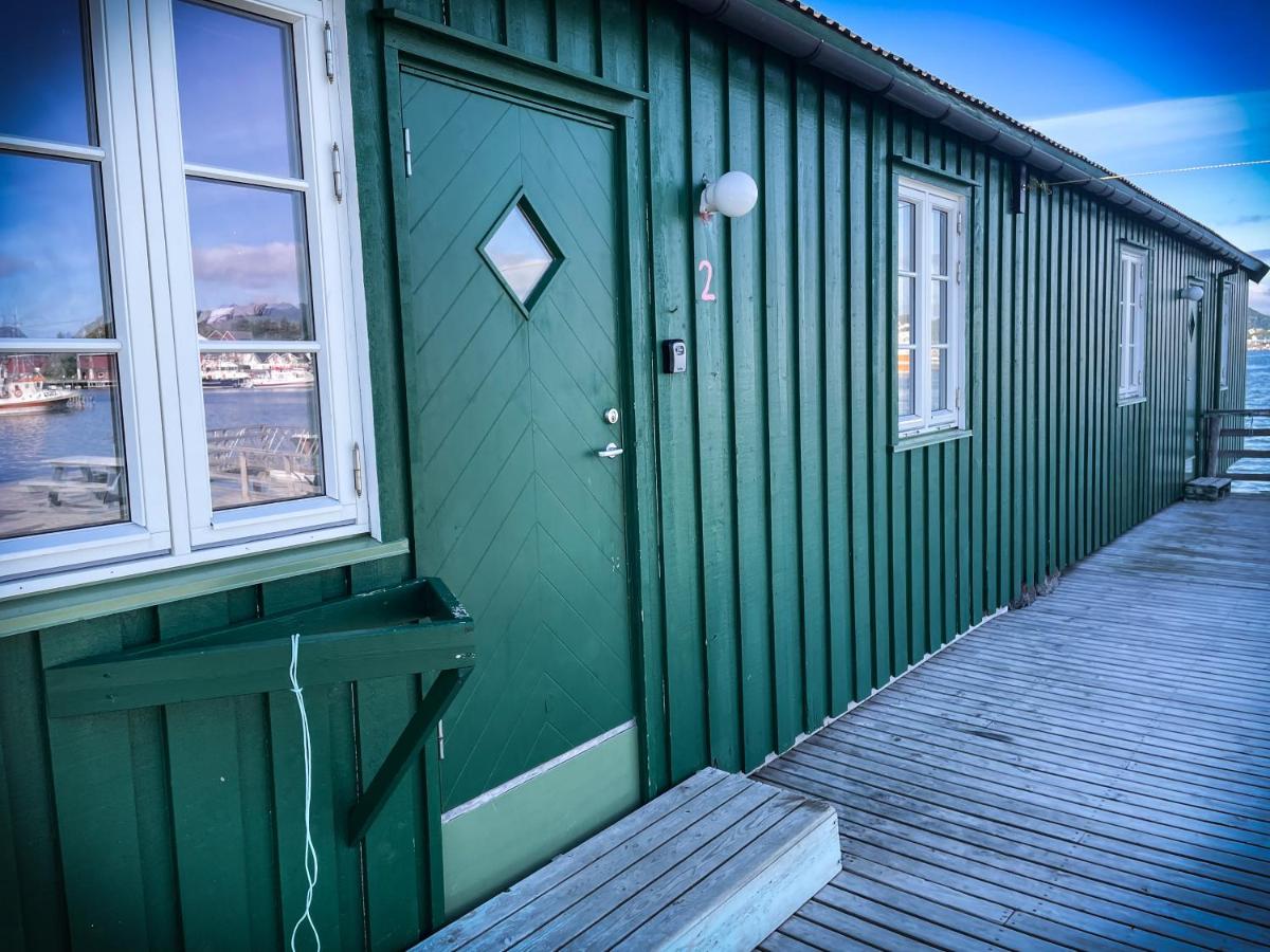 B&B Ballstad - Kræmmervika Rorbuer - Rustic Cabins in Lofoten - Bed and Breakfast Ballstad