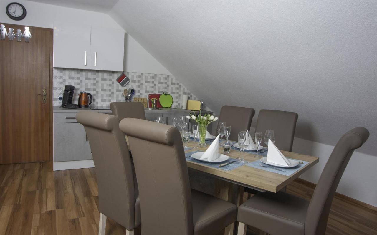 Weinstube Ferienwohnungen Johann Benzschawel - B&B Irsch