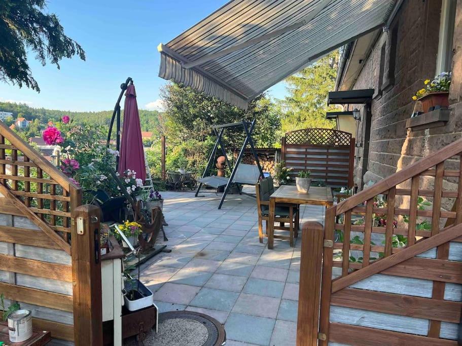 Sandys Cozy Stone Cottage - Chambres d’hôtes