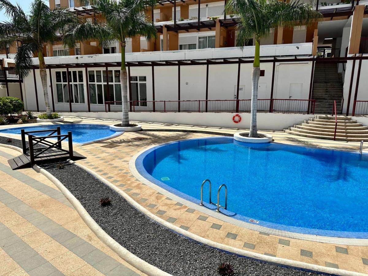 Amarilla Golf Suite by VV Canary Ocean Homes - B&B