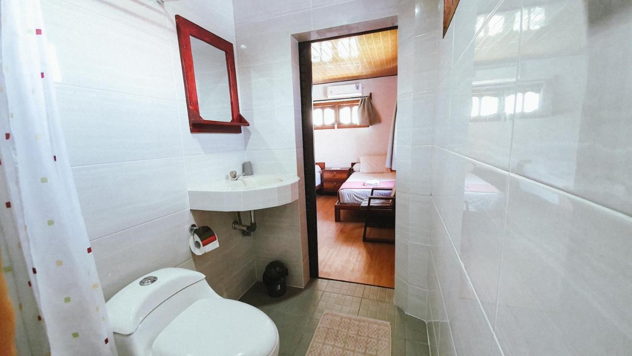 Camera Doppia con Letti Singoli con Bagno Privato 