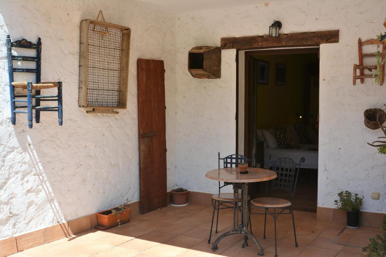 Doppel-/Zweibettzimmer mit eigener Terrasse
