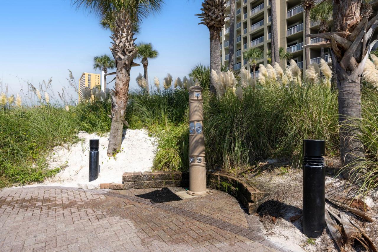 Ocean Front Grand Panama 2 BD 2 BA Unit 1006, Spectacular Amenities - B&B Panama City Beach