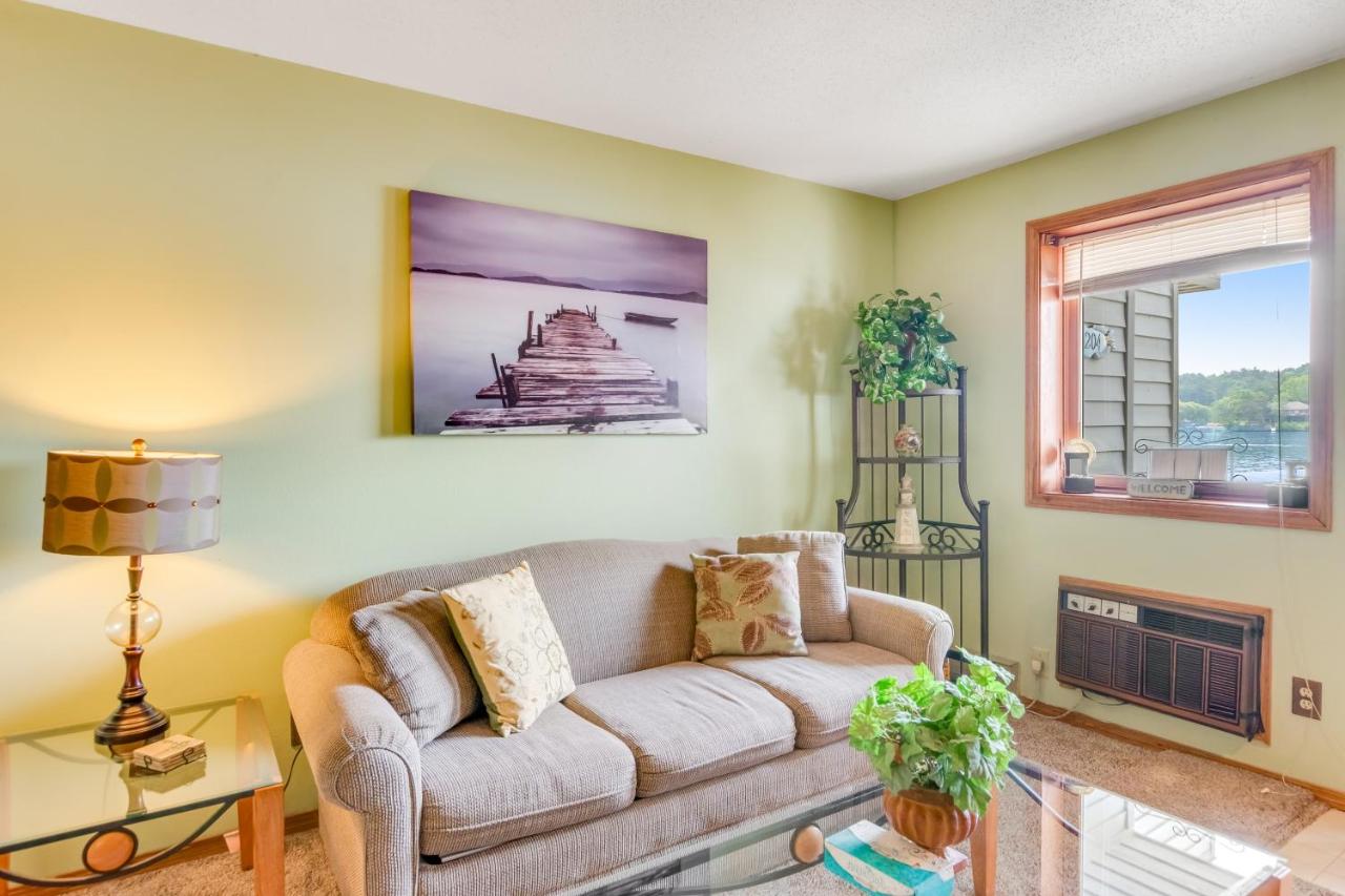 One Bedroom Apartment
