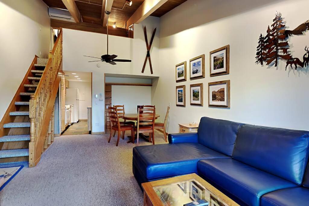 Timberline Condominiums Studio Loft Standard Unit 303 - B&B