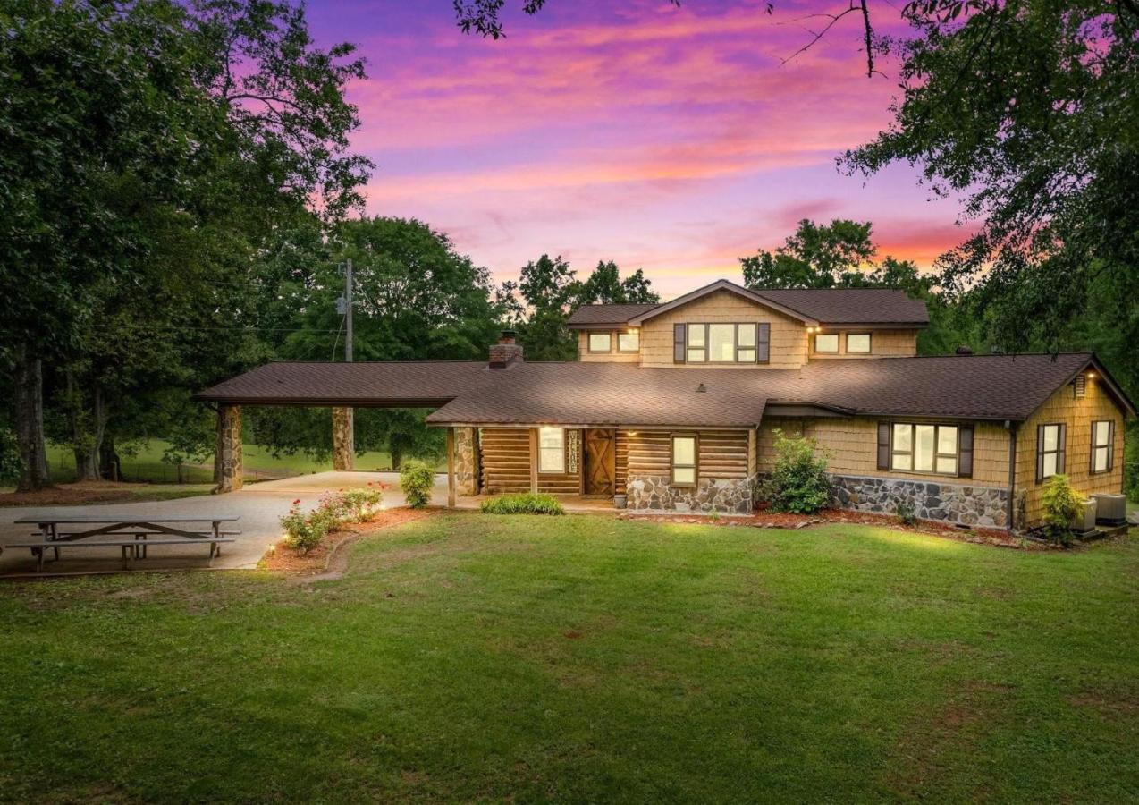Refuge Ranch Retreat Log Cabin Lake 53+ Acres - Ferienwohnung