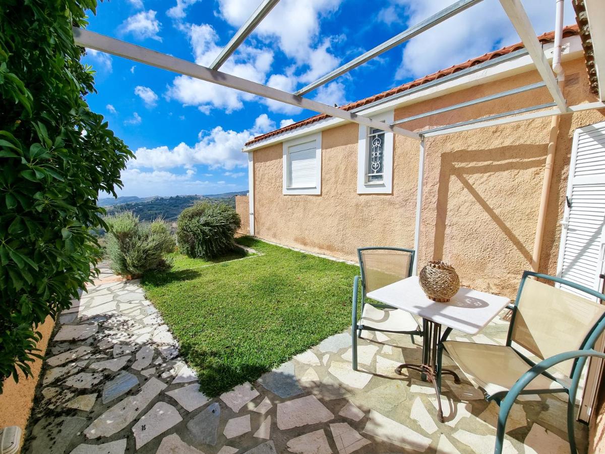 Forestata Village - Bed and Breakfast Lixoúri