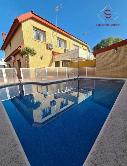 B&B Sanlúcar de Barrameda - Casa Hermosilla céntrica con piscina y jardín - Bed and Breakfast Sanlúcar de Barrameda