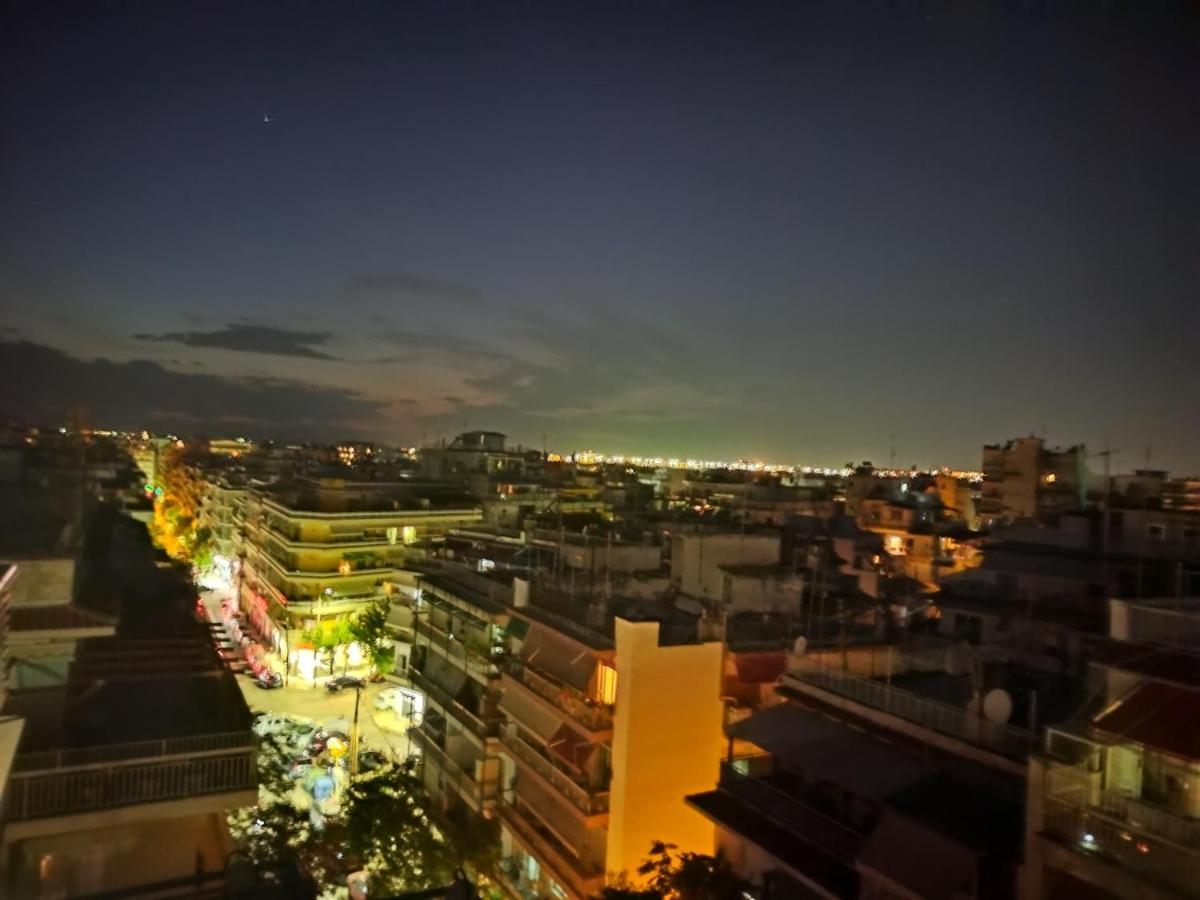 Panoramic View Thessaloniki - Lux 1 Bdr Penthouse with Stunning City View - 300m from Metro - B&B Salonicco