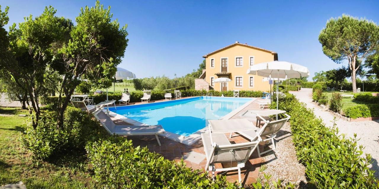 B&B Donoratico - Il Casale di Donoratico, Residence with swimming-pool - Bed and Breakfast Donoratico