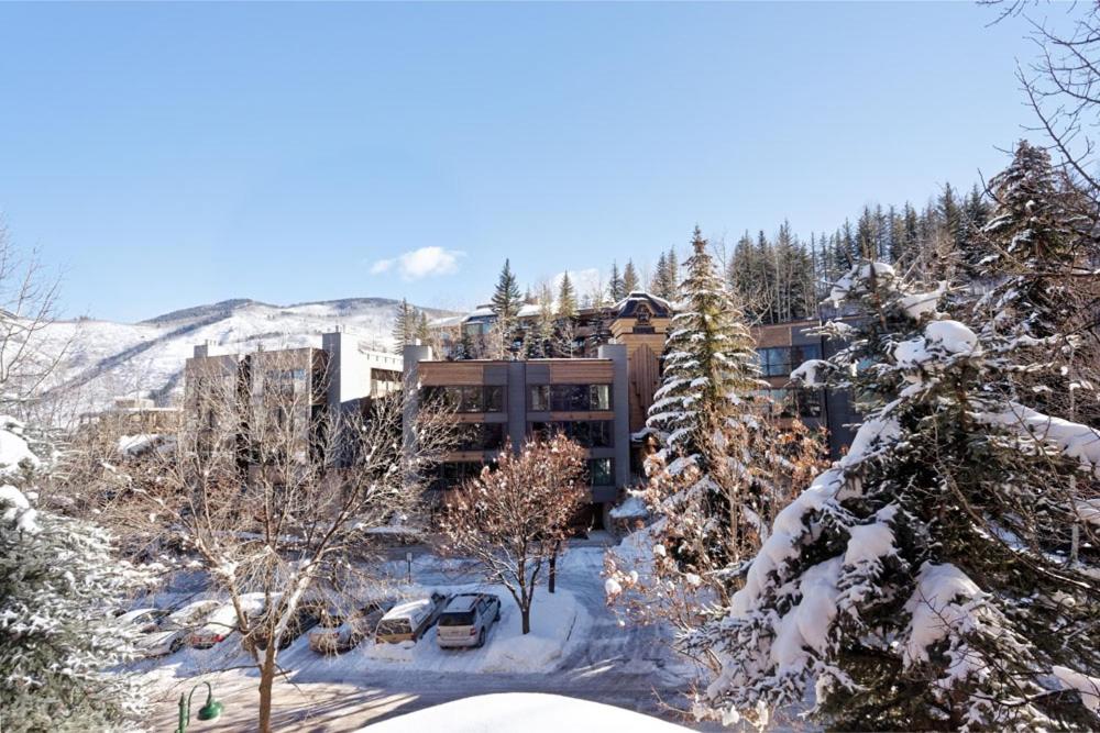 Durant Unit A101, Centrally Located, Sunny Condo with Great Views, A/C & Fireplace - B&B