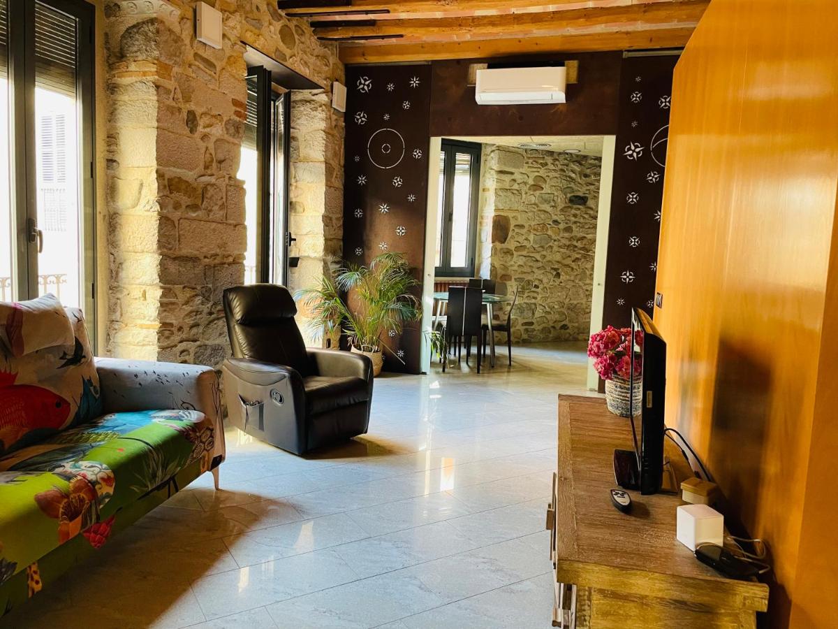 Cathedral Dreams - B&B Girona