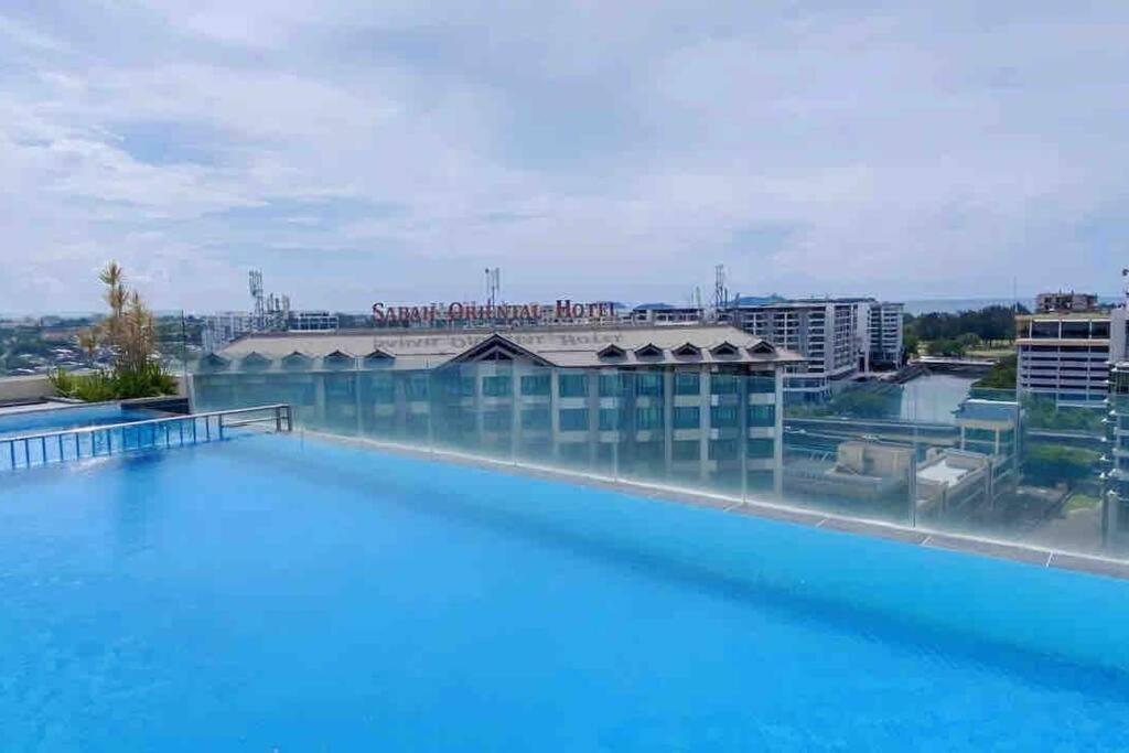 Sky Suite Kota Kinabalu-6 Pax-2Rooms-5MinsDrive-Imago,SuteraAve,Riverson,KKTimeSquare - B&B Kota Kinabalu