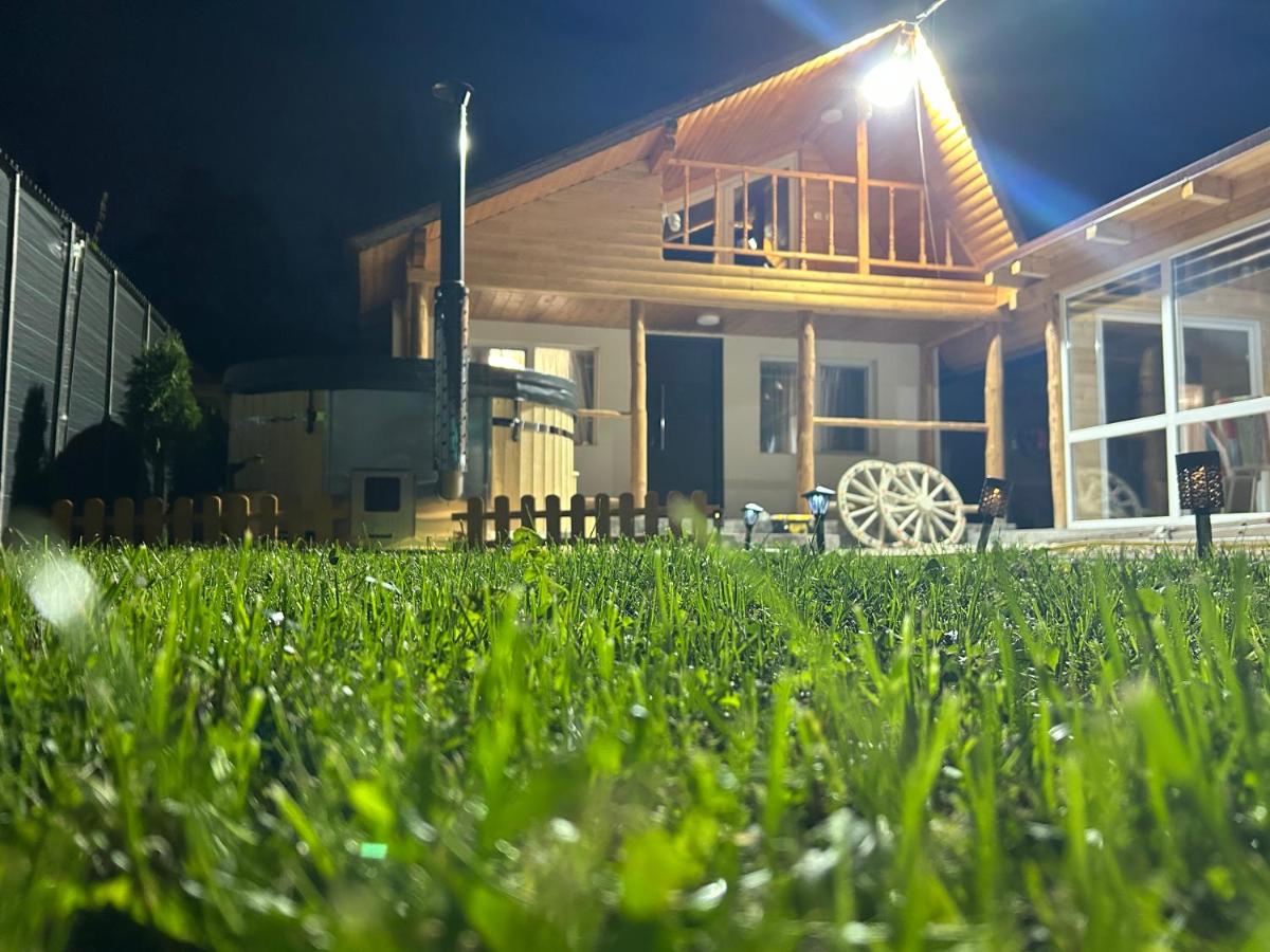 Cabana EviMat Azuga - B&B