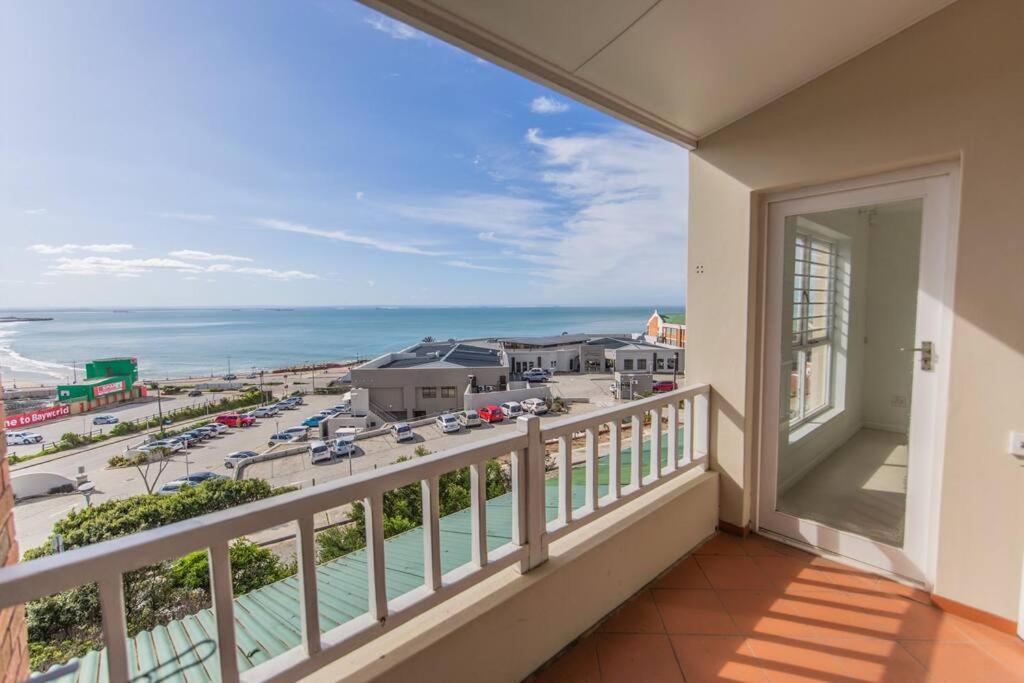Dolphins Stay - B&B