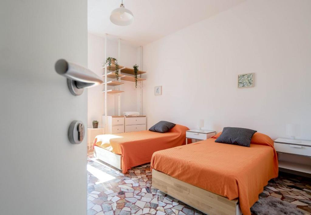 Casadelfalegname FRASSINO 3 Stanze 7 posti letto 1 singola 1 doppia 1 tripla - Ferienwohnung San Giovanni in Bosco