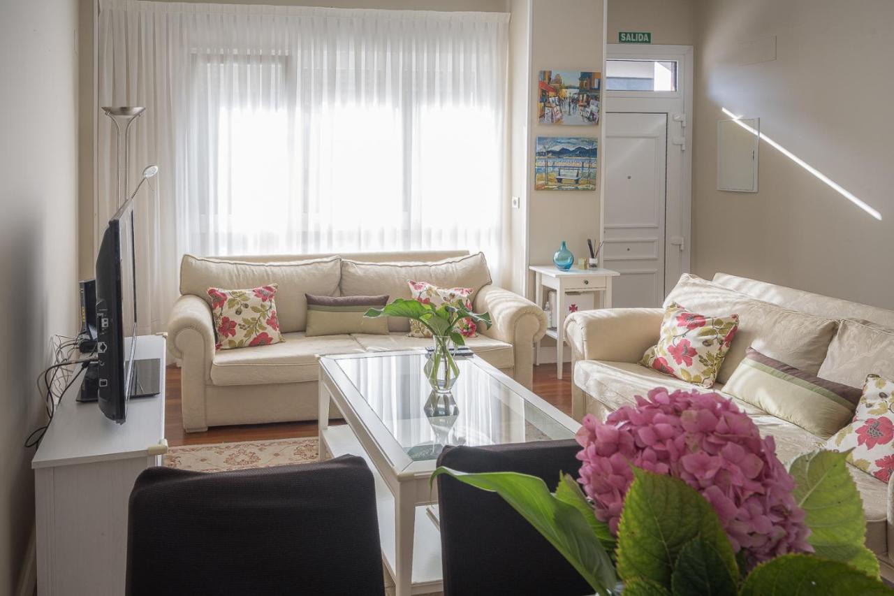 Piso nuevo y espacioso en el centro de Mundaka - Bed and Breakfast