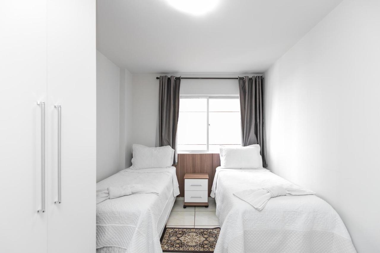 Top Central Curitiba CWB - Ferienwohnung Curitiba
