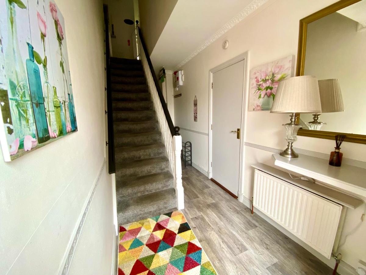 Canice Mooney Self Catering Holiday Home - Ferienwohnung Drumshanbo