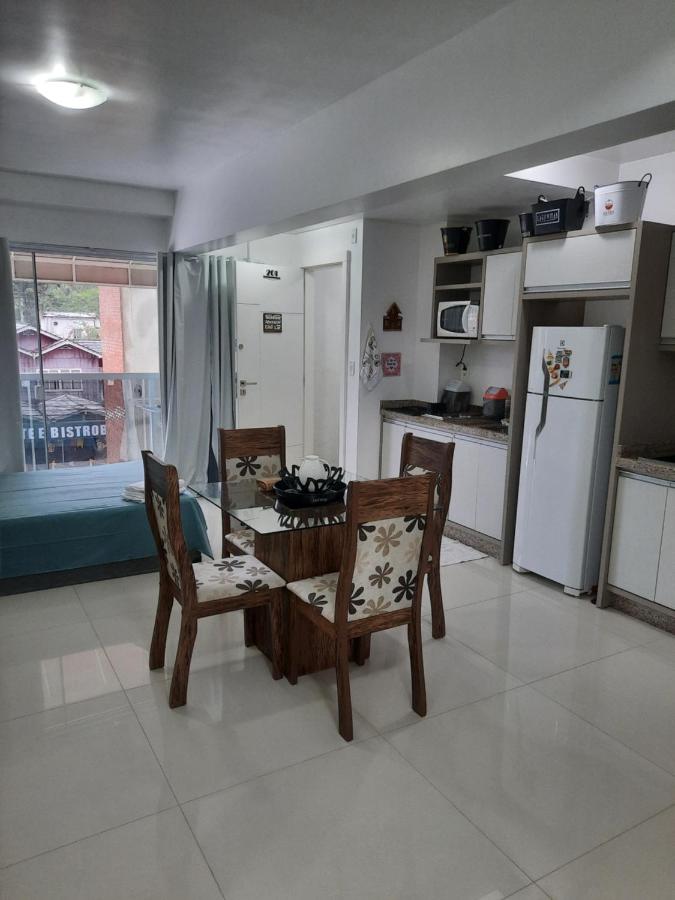 B&B Blumenau - Apartamento P/ Oktoberfest a 700 metros do evento - Bed and Breakfast Blumenau