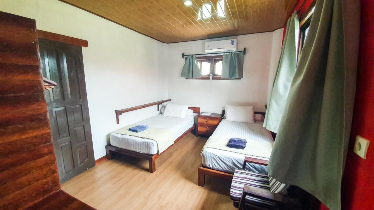Camera Doppia con Letti Singoli con Bagno Privato