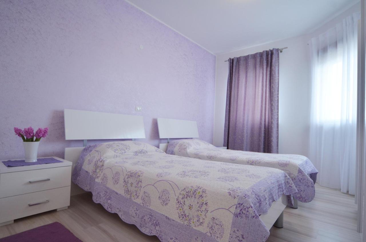Appartamento con 2 Camere da Letto e Balcone Vista Città