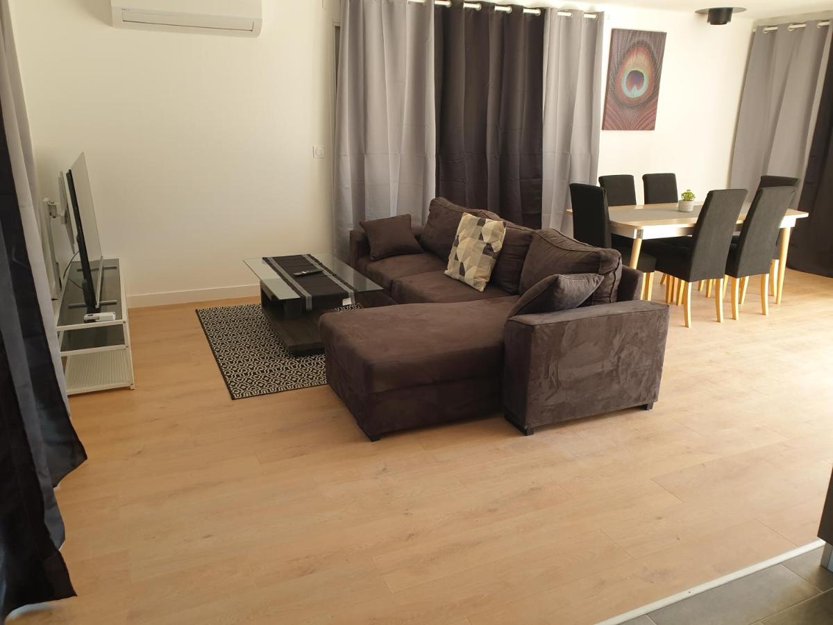 MAISON C - Ferienwohnung Saint-Jean-de-Thurigneux