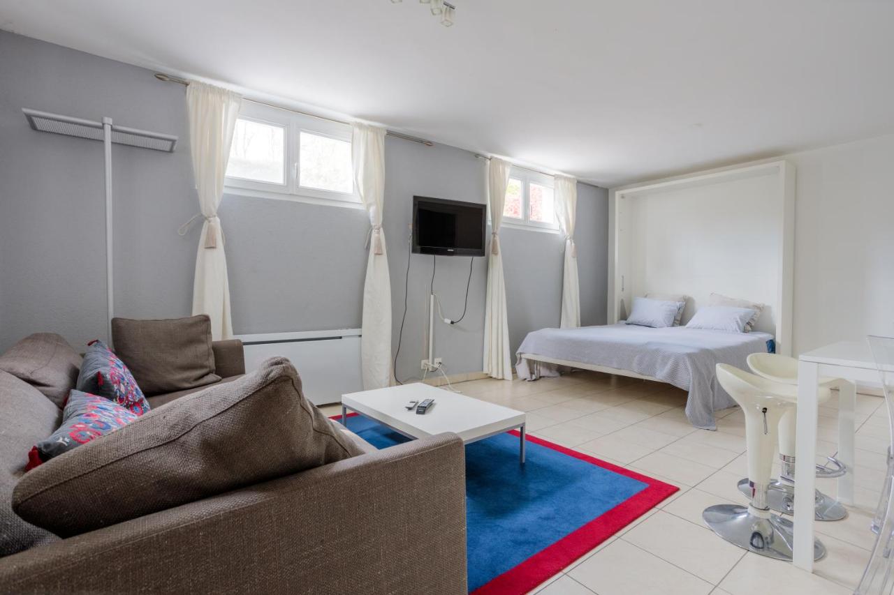 B&B Geneva - Residence Mont-Blanc Apartment - Bed and Breakfast Geneva