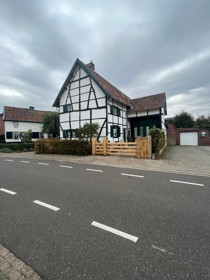 B&B Reijmerstok - Het Houwershuuske - Bed and Breakfast Reijmerstok