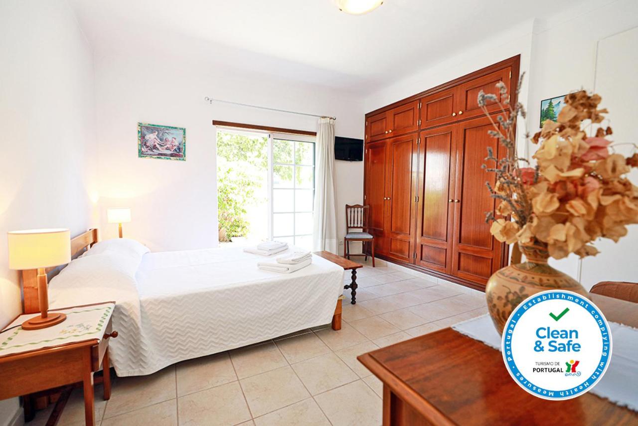 B&B Lagos - A66 - Pedra Alcada Stays Bedroom - Bed and Breakfast Lagos