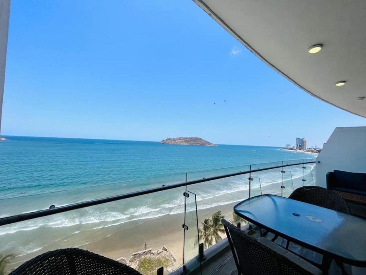 Lujoso departamento frente al mar/camino al mar - B&B Mazatlán