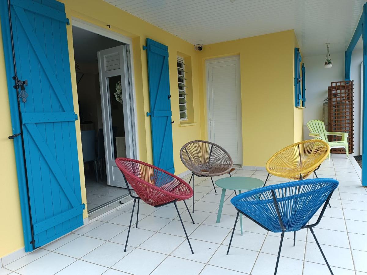 Villa Kay Lakansiel, magnifique cocon familial avec piscine - Chambres d'hôtes Le Vauclin