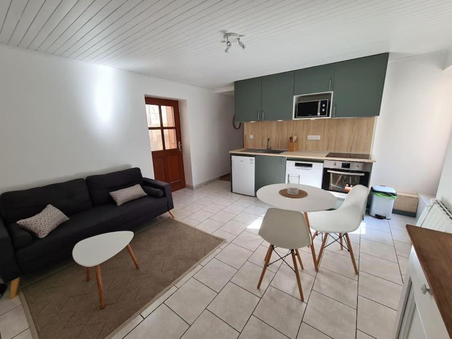 Joli appartement avec coin jardin - Bed and Breakfast