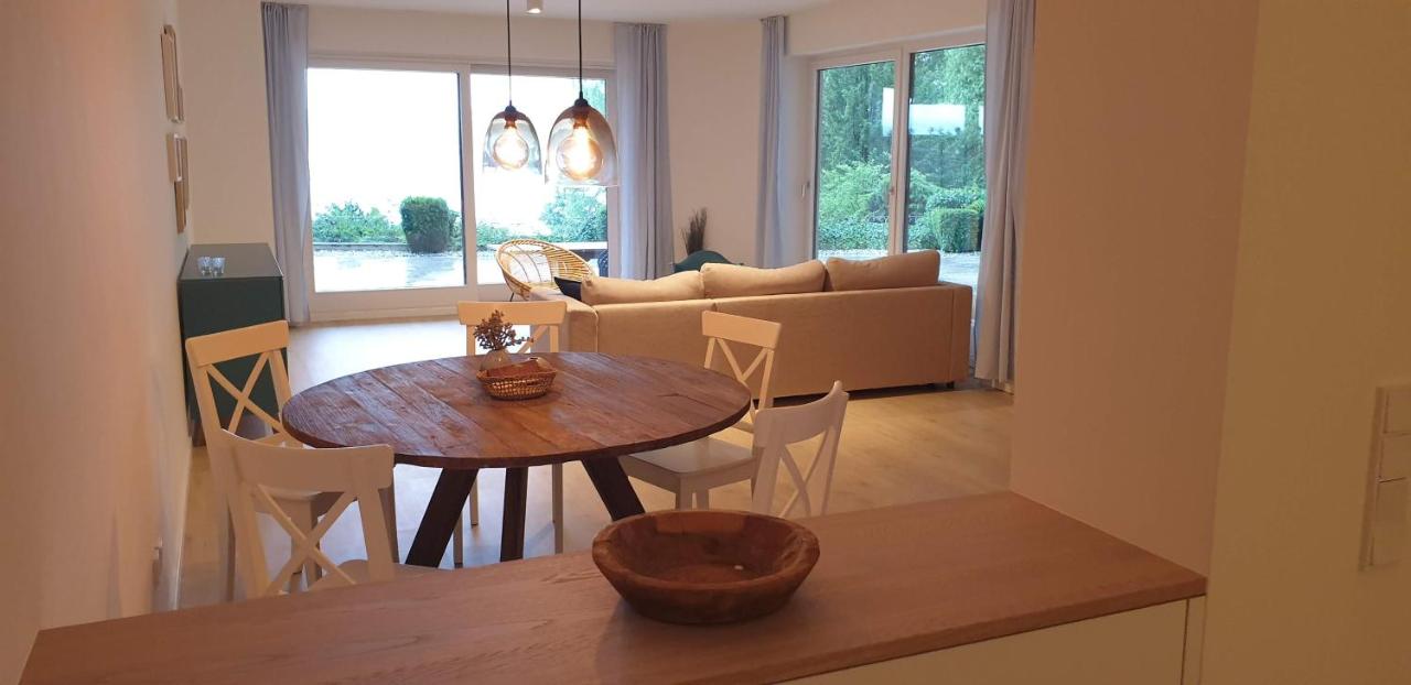 Starnberger Traum mit eigenem Steg - Ferienwohnung Pöcking