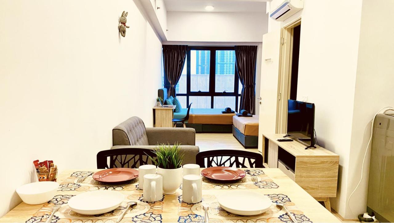 13-Revo, Aurora, Pavilion - B&B Kuala Lumpur