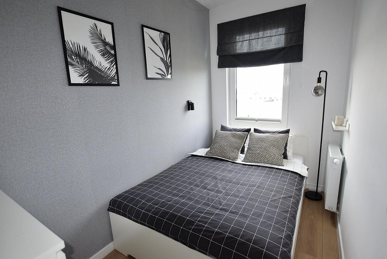 B&B Wroclaw - Apartament West Wrocław / Parking Free - Bed and Breakfast Wroclaw