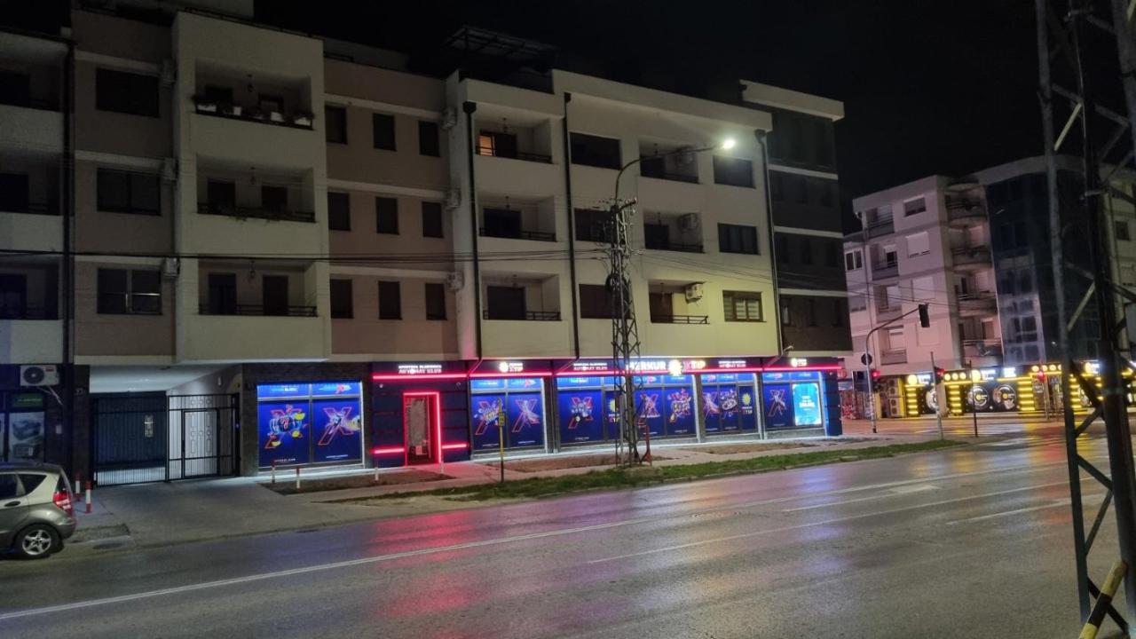 Apartman Lux-besplatno korišćenje zasebne garaže - Bed and Breakfast