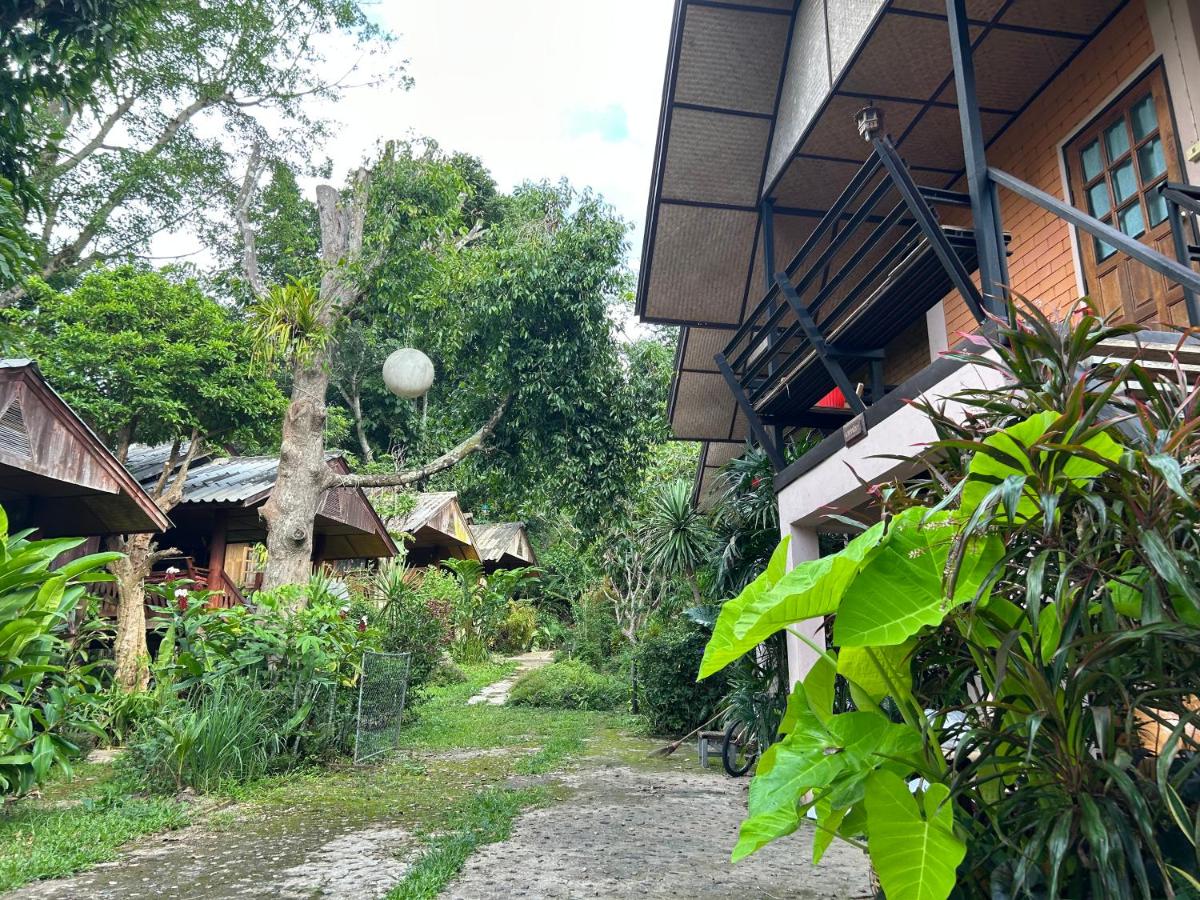 Quadruple Room with Garden View