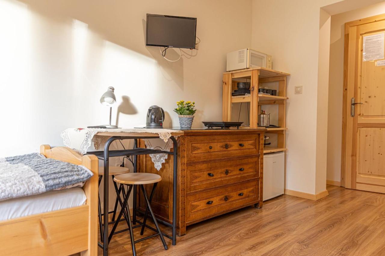 Chambre Triple avec Salle de Bains Privative