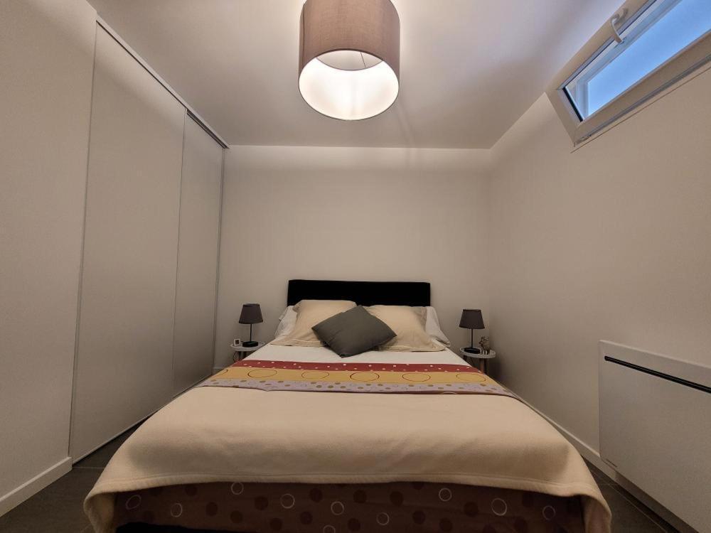 Appartement Salbris- Parking Gratuit - B&B