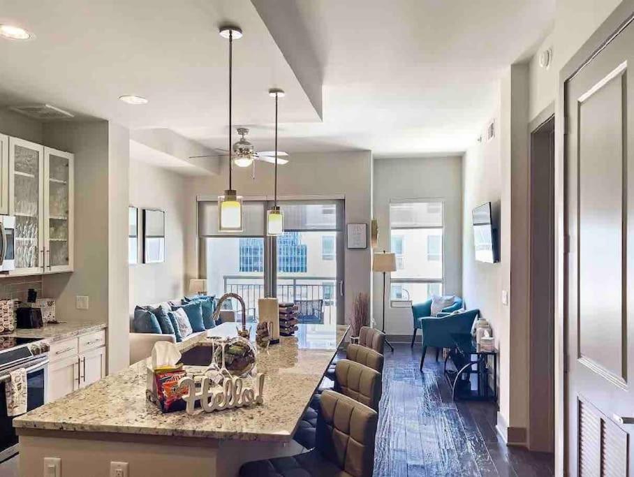 Modern Midtown Oasis - B&B