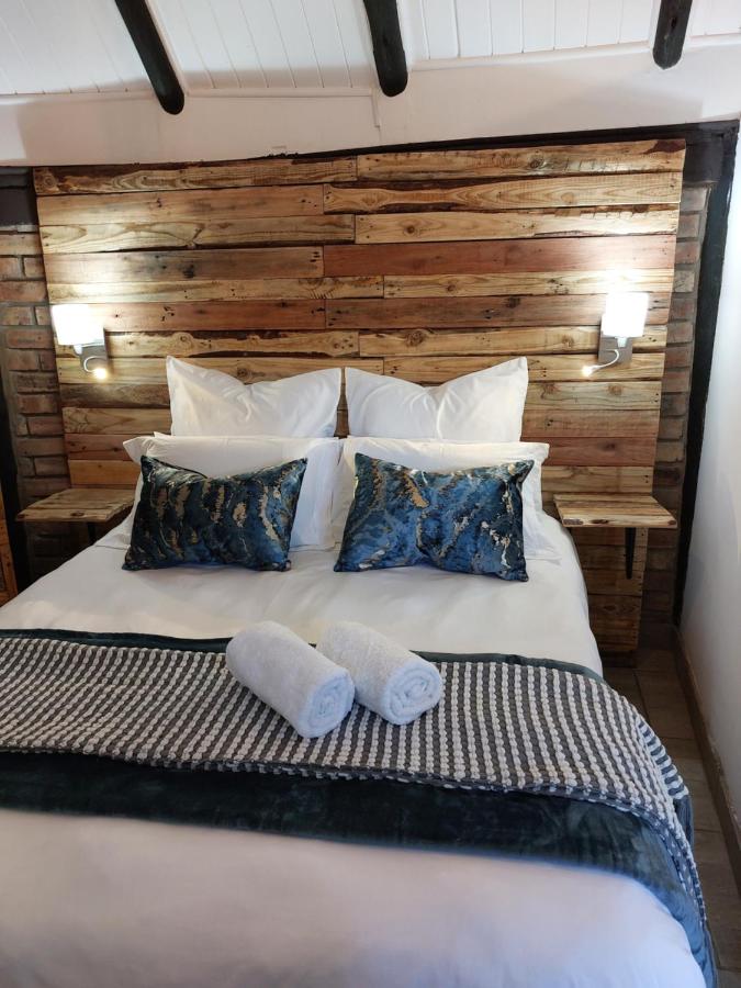 B&B Bloemfontein - The Spare Room Cottage - cosy and private - Bed and Breakfast Bloemfontein