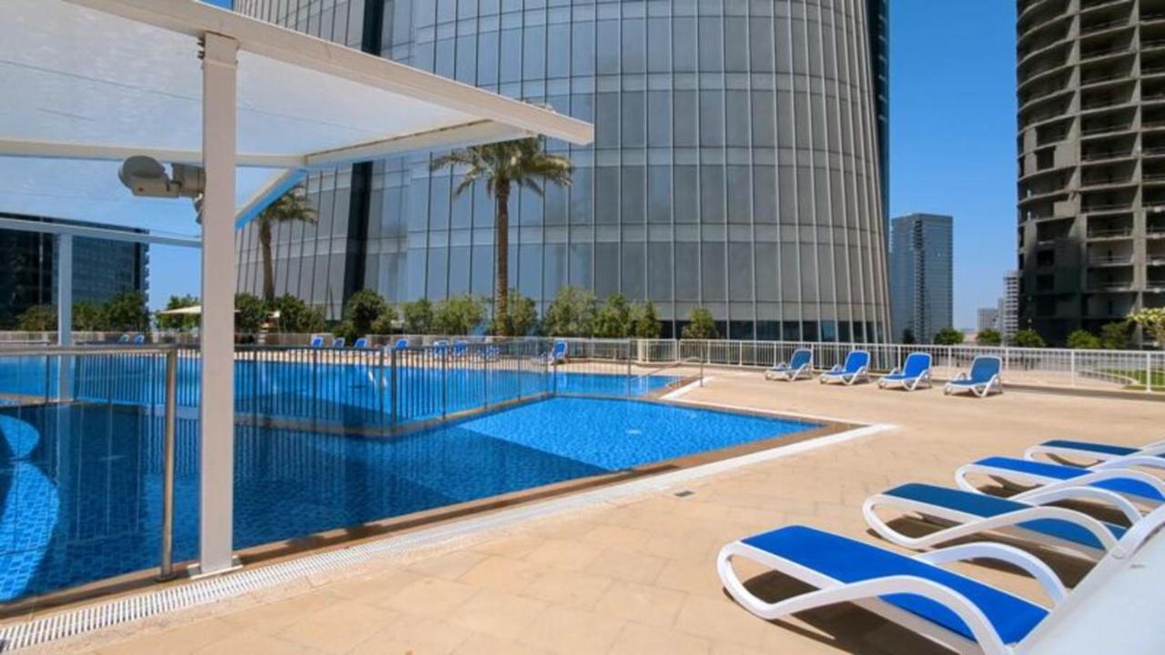 Maison Privee - Elegant & Panoramic Sea View Apt on Al Reem Island - B&B