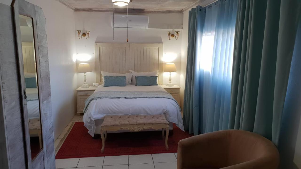 Deluxe Double Room with Bath