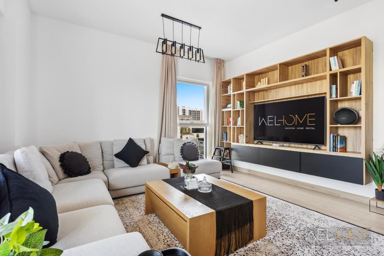 WelHome - Apt Close to Yas Waterworld and Ferrari Circuits - Chambres d’hôtes Abou Dabi