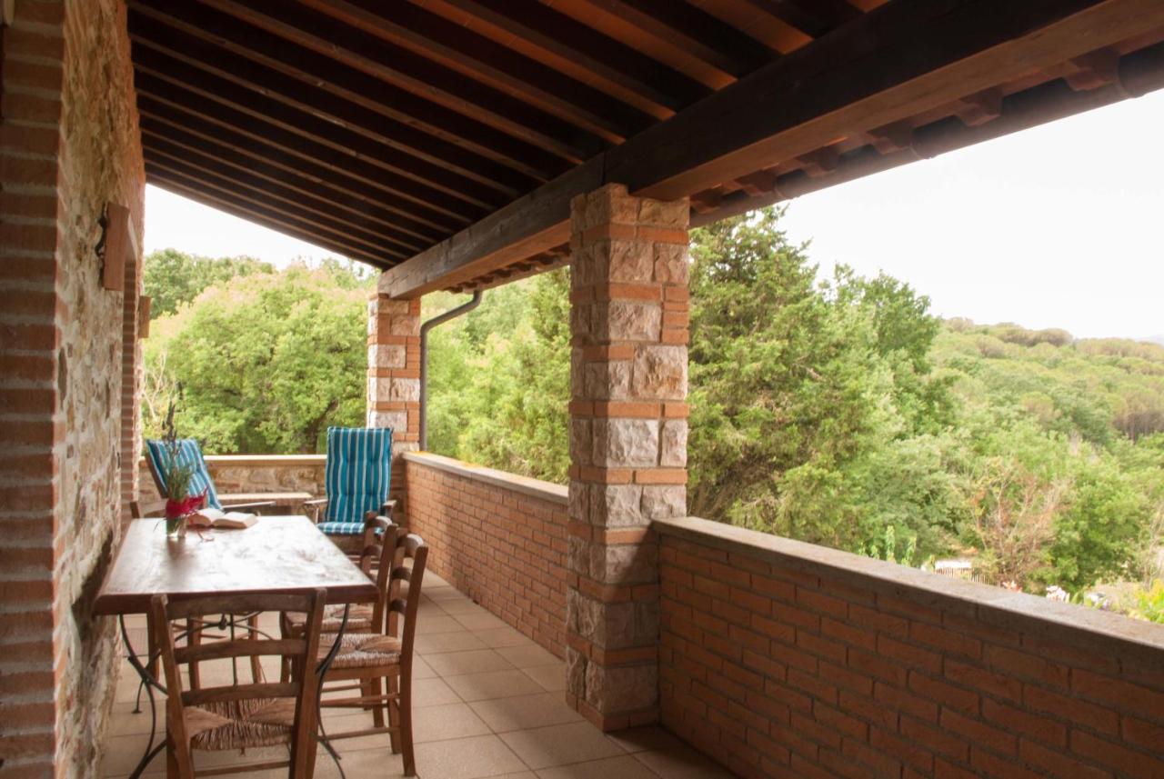 Suite with Lake View