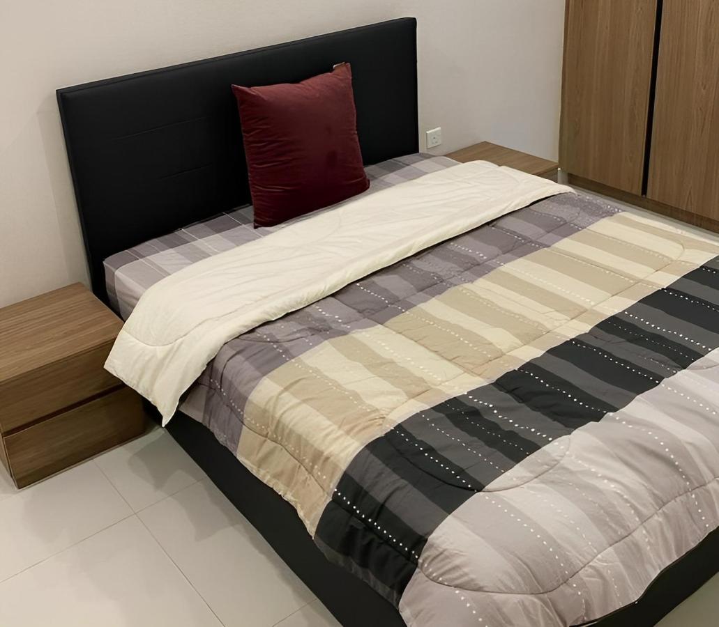 B&B Kuching - Cozy Kuching Kozi Square - Bed and Breakfast Kuching