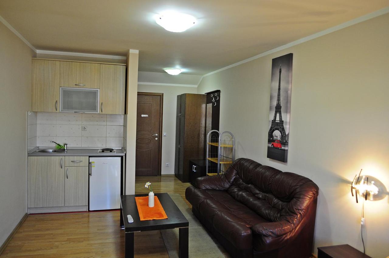 Studio (3 Erwachsene)